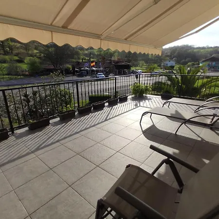 Alojamiento La Venta. Villa *